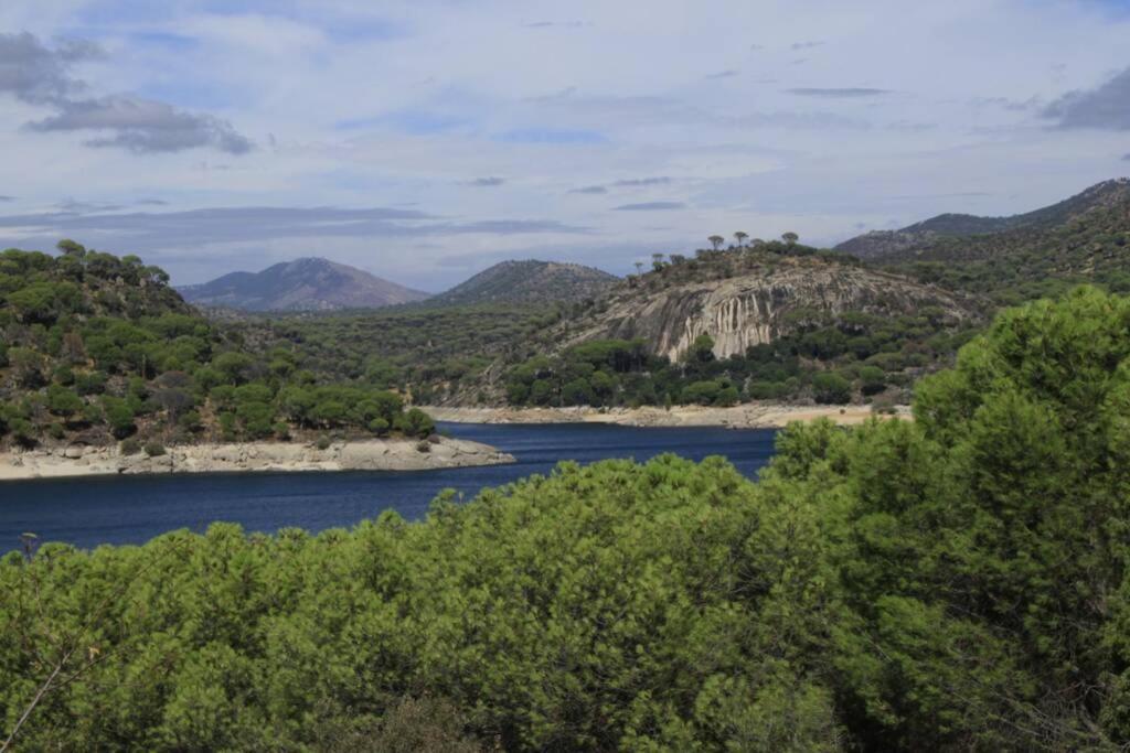 La Casita De Noe Con Vista Al Pantano De San Juan San Martín de Valdeiglesias Exterior foto
